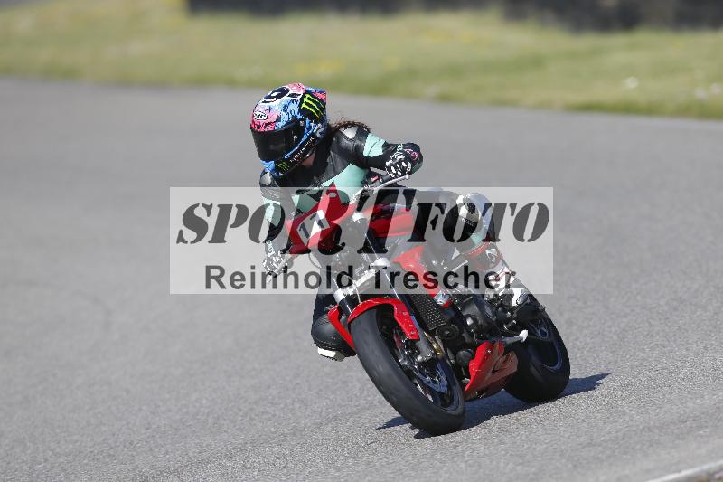 /06 08.04.2026 Cornu Master School ADR/Gruppe blau/11